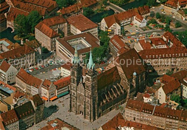 Nuernberg Fliegeraufnahme St. Lorenzkirche