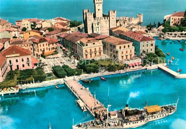 Sirmione Lago di Garda Veduta aerea Seitenraddampfer