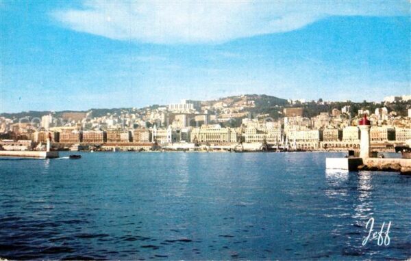Alger Algerien Le port et vue generale