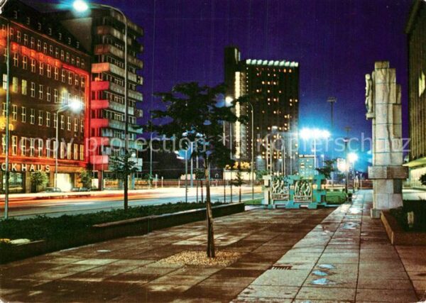 Karl-Marx-Stadt Karl Marx Allee bei Nacht