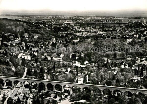 Baden Wien Panorama mit Wasserleitung Viadukt Flie