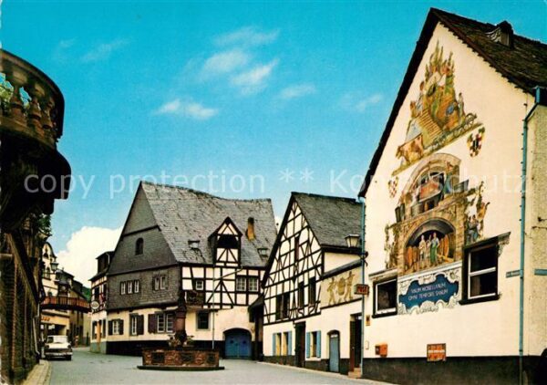 Winningen Mosel Partie am Weinhexenbrunnen Fachwerkhaus
