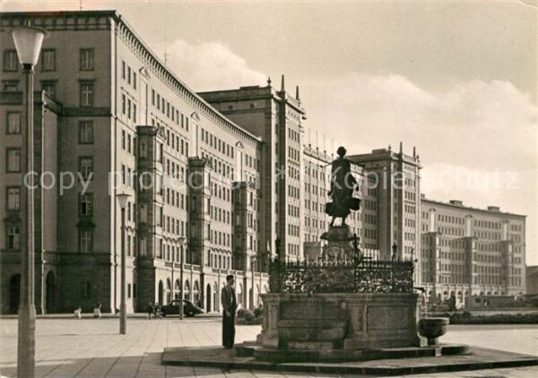 Leipzig Neubauten am Rossplatz mit Mägdebrunnen