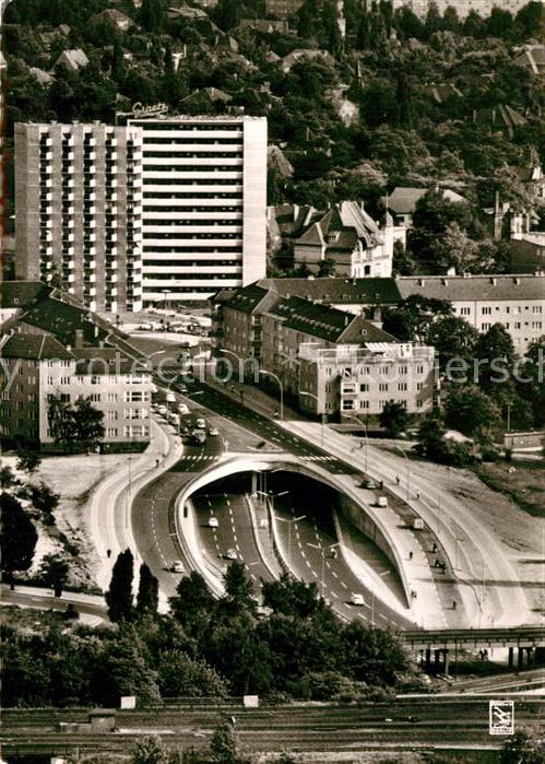 Halensee Berlin Stadtautobahn Hochhaus