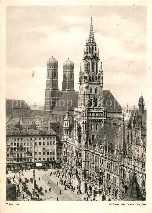 Muenchen Rathaus Frauenkirche