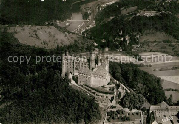 Schloss Schaumburg Balduinstein mit Hotel Waldecker Hof Fliegeraufnahme