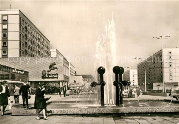 Magdeburg Karl Marx Strasse Springbrunnen