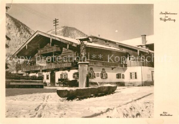 Ruhpolding Dorfbrunnen im Winter