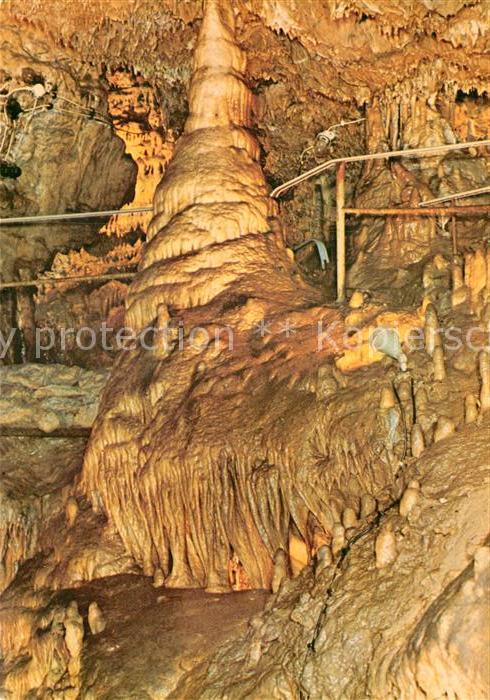 Hoehlen Caves Grottes Teufelshöhle Fränkische Schweiz Riesens