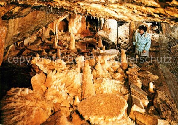 Hoehlen Caves Grottes Attendorn Tropfsteinhöhle Kristallgrott