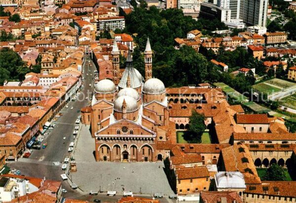 Padova Fliegeraufnahme Basilica del Santo