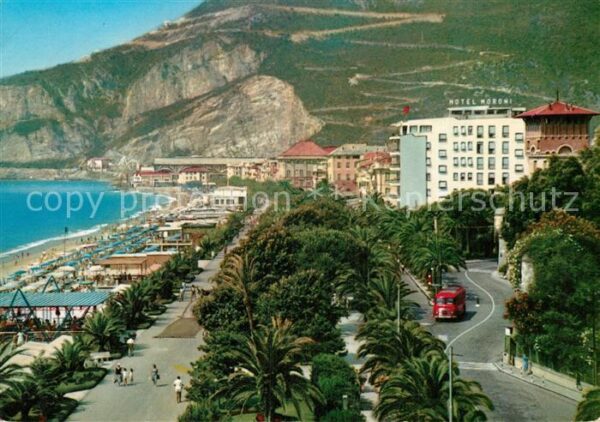 Finale Ligure Riviera delle Palme Lungomare
