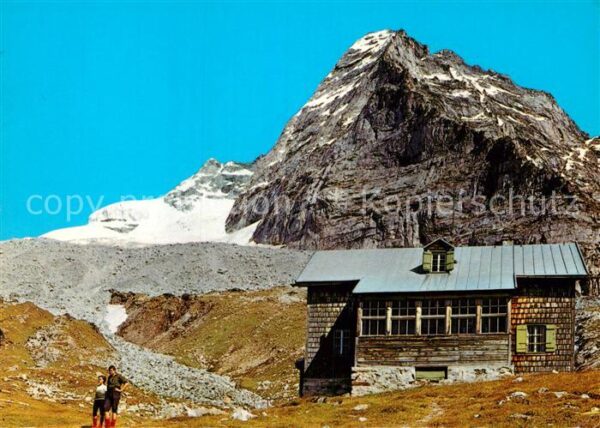 Geraerhuette gegen Fußstein und Olperer