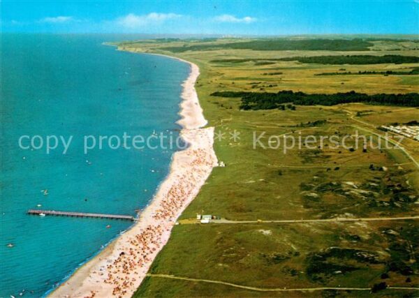 Weissenhaeuser Strand Fliegeraufnahme mit Strand