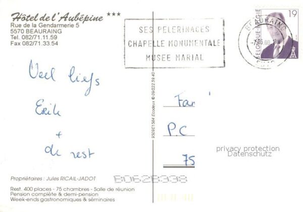Beauraing Hotel de l'Aubepine Statue – Bild 2