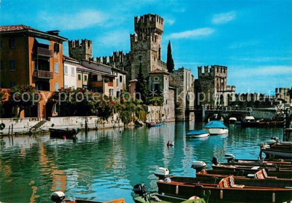 Sirmione Lago di Garda Castello Scaligero Schloss Gardasee