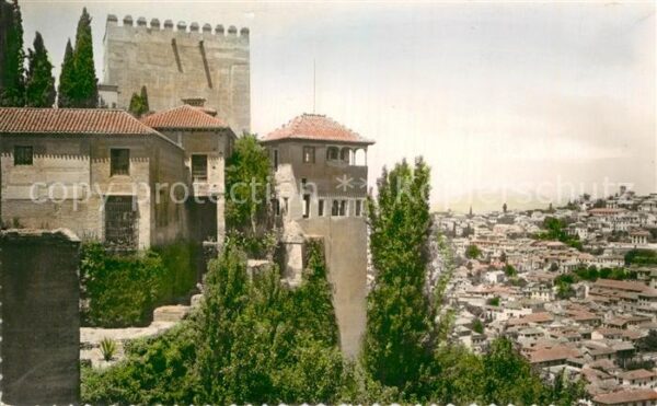 Granada Andalucia Vista parcial de la Alhambra y del Alba
