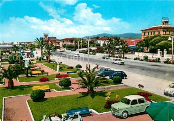 Marina di Massa Giardini luno mare