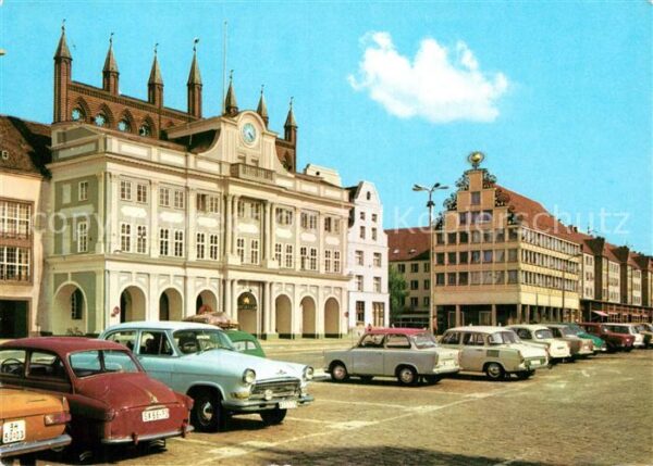 Rostock Rathaus und Haus Sonne Platz