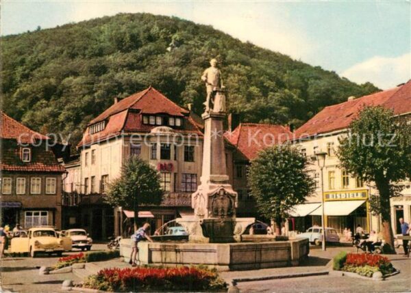 Suhl Thueringer Wald Waffenschmiede Denkmal und Blick zum Do