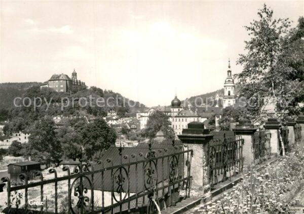 Greiz Thueringen Blick über die Stadt mit Kirche und Sch