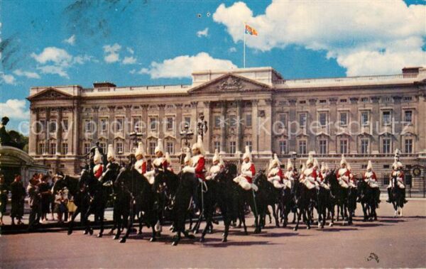 Leibgarde Wache Mounted Guards Buckingham Palace London