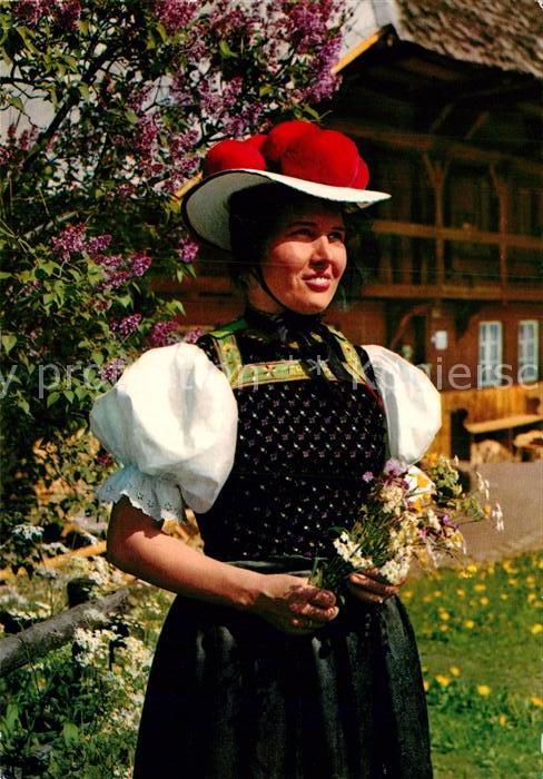 Trachten Schwarzwald Gutach Bollenhut