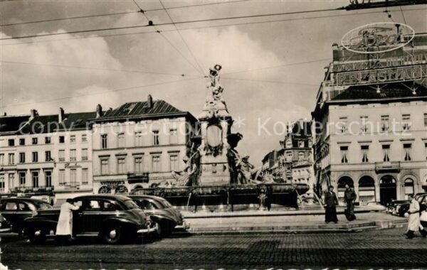 Bruxelles Bruessel Porte de Namur Brunnen