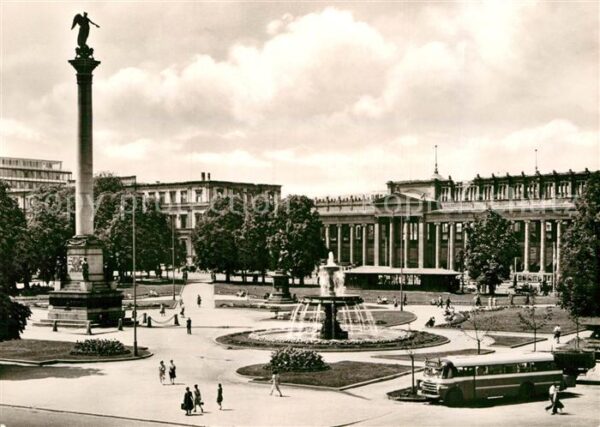 Stuttgart Schlossplatz mit Königsbau Jubiläumssäu