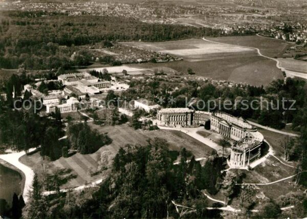 Wilhelmshoehe Kassel Fliegeraufnahme Schloss Gewächshaus Sch
