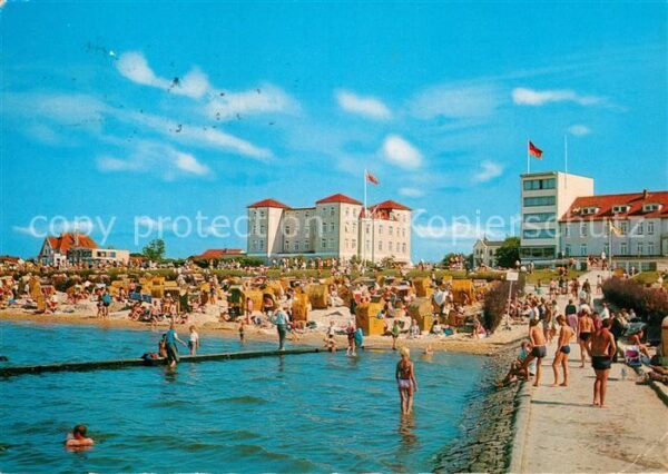 Cuxhaven Duhnen Nordseebad Strand mit Strandhotel und Ove-Ovens-Ha