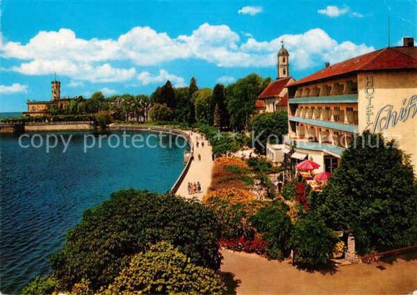 Langenargen Bodensee Seepromenade mit Schloß Montfort