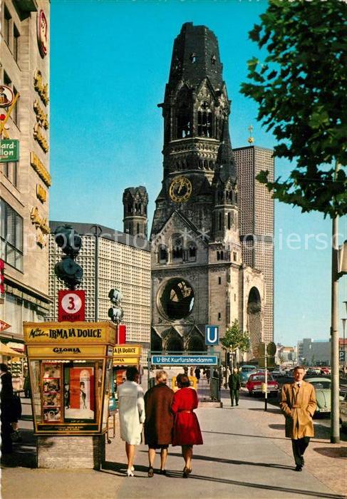 Berlin Kurfürstendamm mit alter und neuer Kais