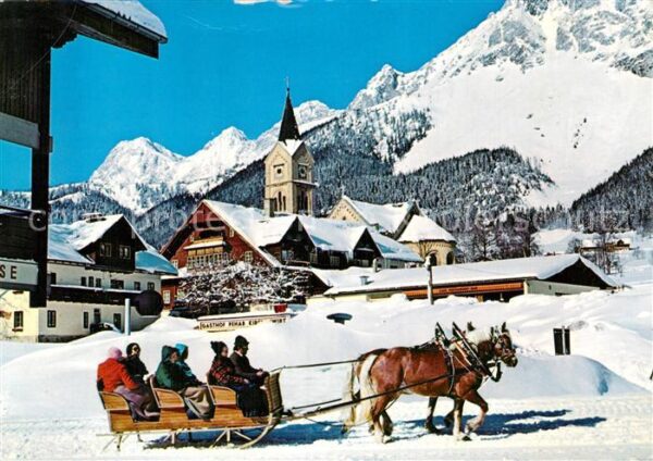 Ramsau Dachstein Steiermark Wintersportparadies mit Blick zum Dachs