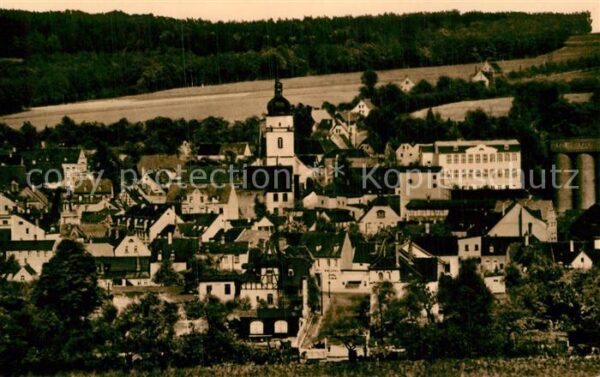 Goessnitz Schmoelln Ortsansicht mit Kirche