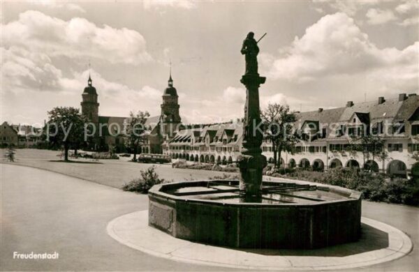 Freudenstadt Marktplatz Brunnen