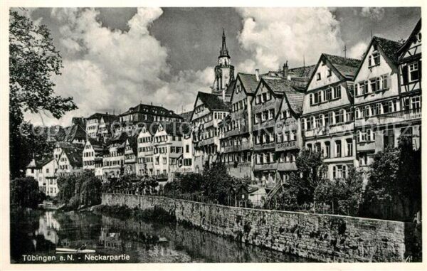 Tuebingen Häuserpartie am Neckar