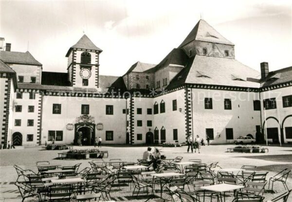 Augustusburg Schloss Innenhof mit Hasenhaus und Südp