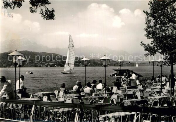 Poertschach Woerthersee Strandcafe Werzer Terrasse Segelboot
