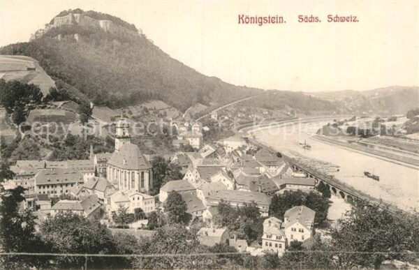 Koenigstein Saechsische Schweiz Ortsansicht mit Kirche Festung Elbtal