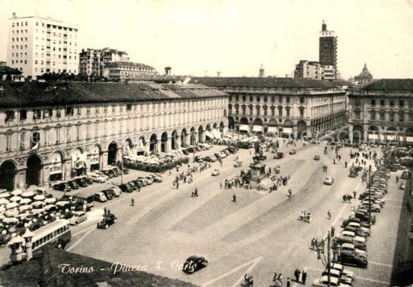 Torino Piazza San Carlo Monumento