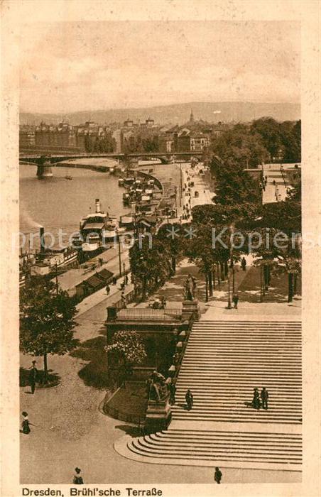 Dresden Brühlsche Terrasse an der Elbe