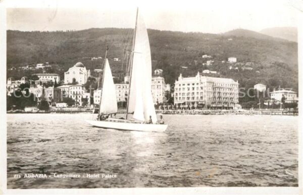 Abbazia Bergamo Lungomare Hotel Palace Segelboot