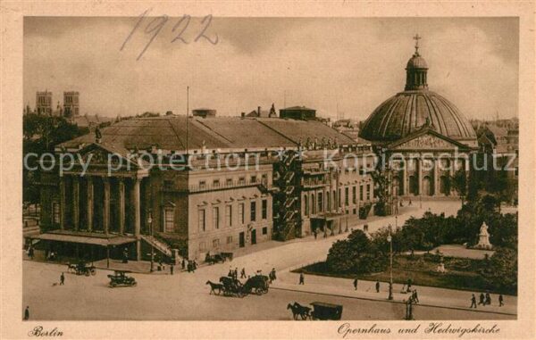 Berlin Opernhaus und Hedwigskirche
