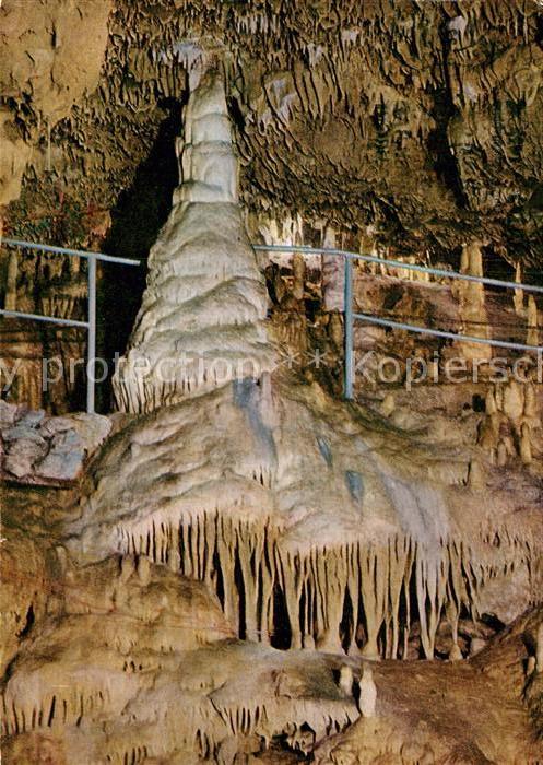 Hoehlen Caves Grottes Teufelshöhle Fränkische Schweiz Riesens