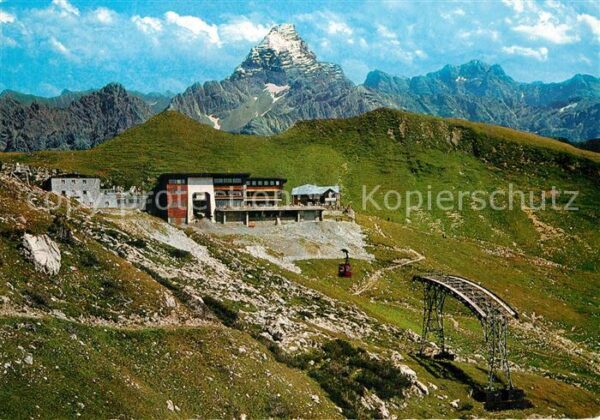 Nebelhornbahn Bergstation mit Hochvogel