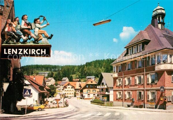 Lenzkirch Ortsmitte mit Rathaus