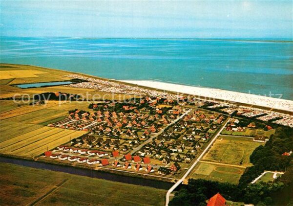 Neuharlingersiel Fliegeraufnahme mit Strand
