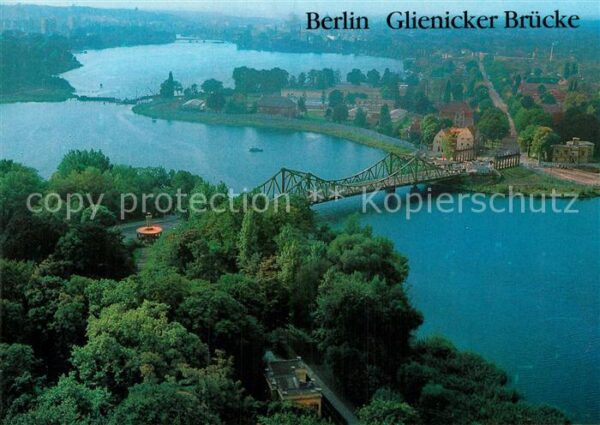 Berlin Glienicker Brücke Fliegeraufnahme