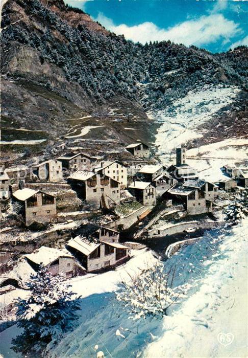 Andorra Village typique Andorran sous la neige